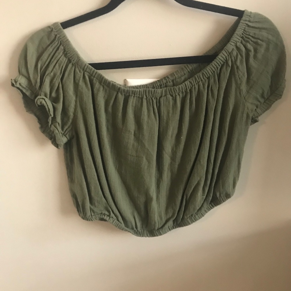 Green light weight crop top